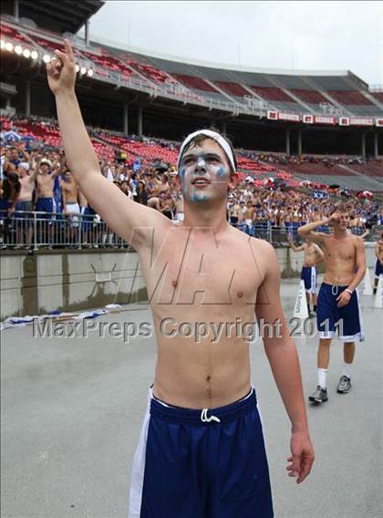 Thumbnail 3 in St. Xavier vs. Pickerington Central (Kirk Herbstreit National Kickoff Classic) photogallery.
