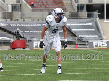 Thumbnail 2 in St. Xavier vs. Pickerington Central (Kirk Herbstreit National Kickoff Classic) photogallery.