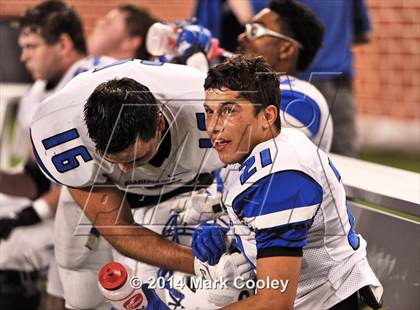 Thumbnail 3 in Burnet vs. Robinson (UIL 4A Regional) photogallery.
