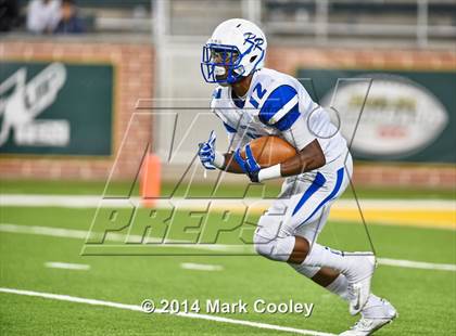 Thumbnail 1 in Burnet vs. Robinson (UIL 4A Regional) photogallery.