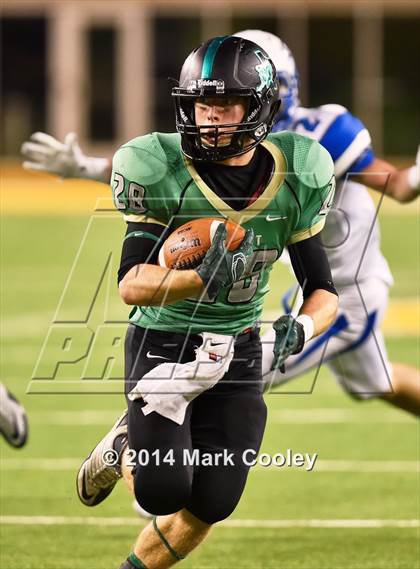 Thumbnail 3 in Burnet vs. Robinson (UIL 4A Regional) photogallery.