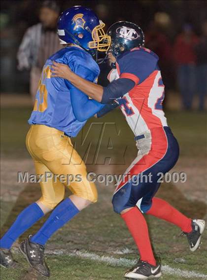 Thumbnail 3 in Modesto Christian vs. Ripon Christian photogallery.