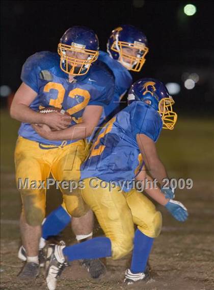 Thumbnail 2 in Modesto Christian vs. Ripon Christian photogallery.