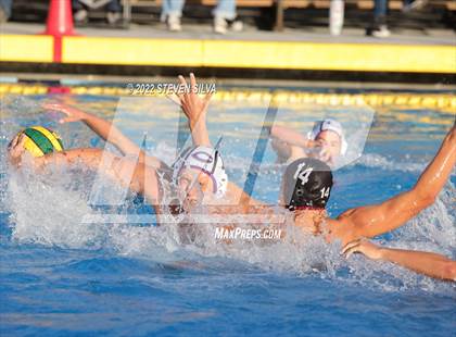 Thumbnail 3 in Carlsbad vs. Bishop's (CIF SDS Open Division Quarterfinal) photogallery.