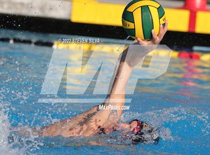 Thumbnail 2 in Carlsbad vs. Bishop's (CIF SDS Open Division Quarterfinal) photogallery.