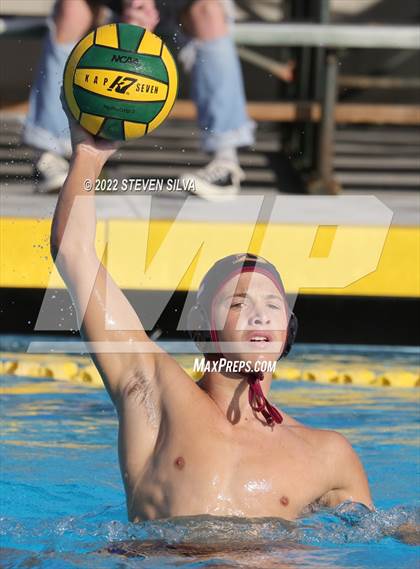 Thumbnail 3 in Carlsbad vs. Bishop's (CIF SDS Open Division Quarterfinal) photogallery.