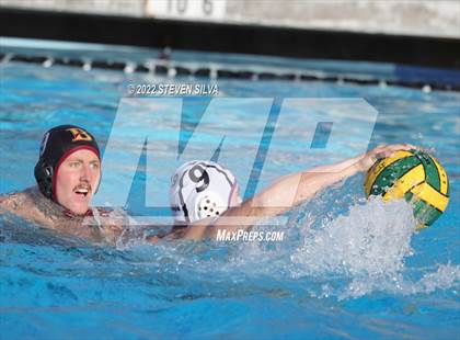 Thumbnail 2 in Carlsbad vs. Bishop's (CIF SDS Open Division Quarterfinal) photogallery.