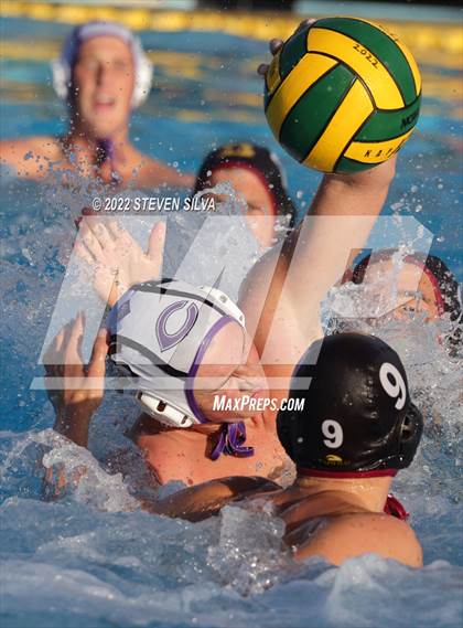 Thumbnail 2 in Carlsbad vs. Bishop's (CIF SDS Open Division Quarterfinal) photogallery.