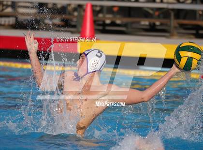 Thumbnail 3 in Carlsbad vs. Bishop's (CIF SDS Open Division Quarterfinal) photogallery.