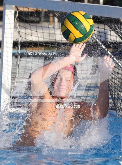Thumbnail 2 in Carlsbad vs. Bishop's (CIF SDS Open Division Quarterfinal) photogallery.