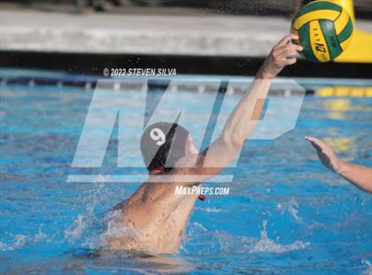 Thumbnail 2 in Carlsbad vs. Bishop's (CIF SDS Open Division Quarterfinal) photogallery.