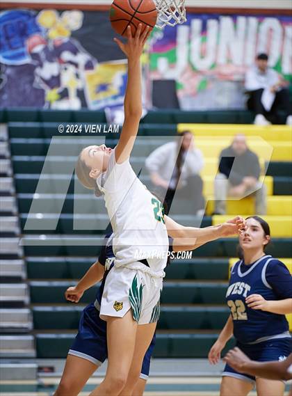 Thumbnail 2 in West @ San Ramon Valley photogallery.