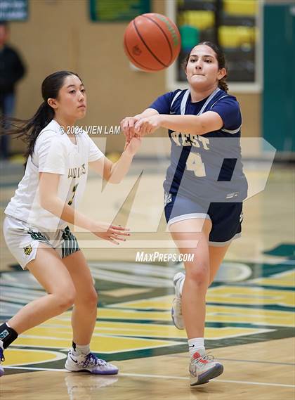 Thumbnail 3 in West @ San Ramon Valley photogallery.