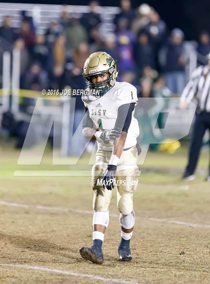 Thumbnail 3 in St. Patrick-St. Vincent @ Strathmore (CIF D-6A State Final) photogallery.