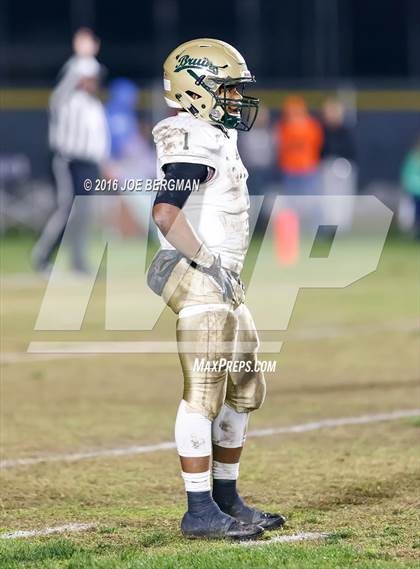 Thumbnail 3 in St. Patrick-St. Vincent @ Strathmore (CIF D-6A State Final) photogallery.