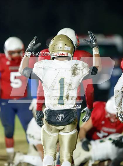 Thumbnail 3 in St. Patrick-St. Vincent @ Strathmore (CIF D-6A State Final) photogallery.