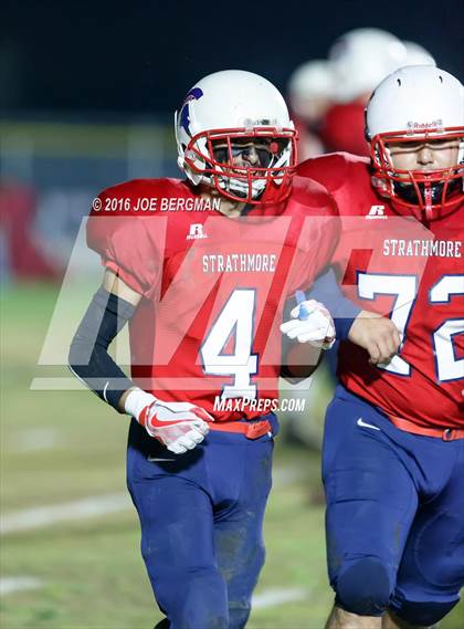 Thumbnail 2 in St. Patrick-St. Vincent @ Strathmore (CIF D-6A State Final) photogallery.