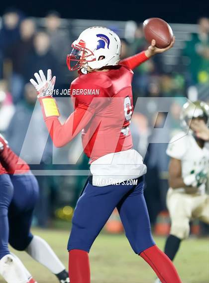 Thumbnail 1 in St. Patrick-St. Vincent @ Strathmore (CIF D-6A State Final) photogallery.