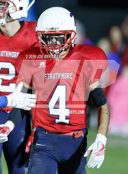 Thumbnail 3 in St. Patrick-St. Vincent @ Strathmore (CIF D-6A State Final) photogallery.