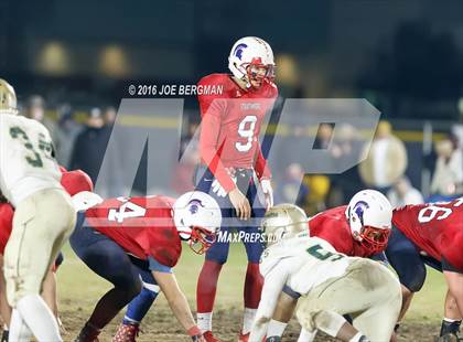 Thumbnail 3 in St. Patrick-St. Vincent @ Strathmore (CIF D-6A State Final) photogallery.