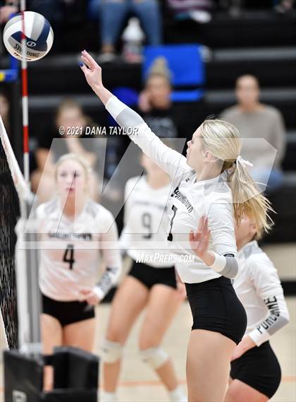 Thumbnail 2 in Krum @ Springtown photogallery.