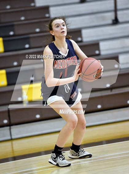 Thumbnail 2 in Medford Tech vs Kingsway (MLK Classic at Rowan University) photogallery.