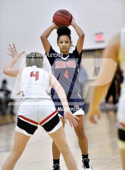 Thumbnail 2 in Medford Tech vs Kingsway (MLK Classic at Rowan University) photogallery.