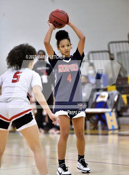 Thumbnail 2 in Medford Tech vs Kingsway (MLK Classic at Rowan University) photogallery.