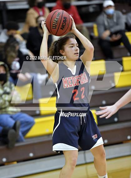 Thumbnail 1 in Medford Tech vs Kingsway (MLK Classic at Rowan University) photogallery.