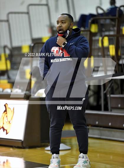 Thumbnail 1 in Medford Tech vs Kingsway (MLK Classic at Rowan University) photogallery.