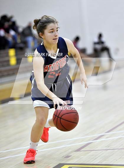 Thumbnail 2 in Medford Tech vs Kingsway (MLK Classic at Rowan University) photogallery.