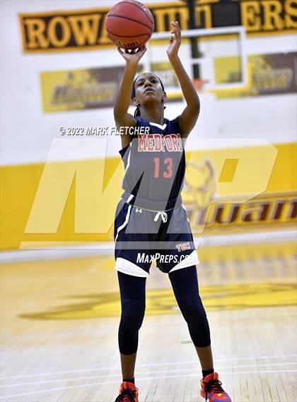 Thumbnail 2 in Medford Tech vs Kingsway (MLK Classic at Rowan University) photogallery.
