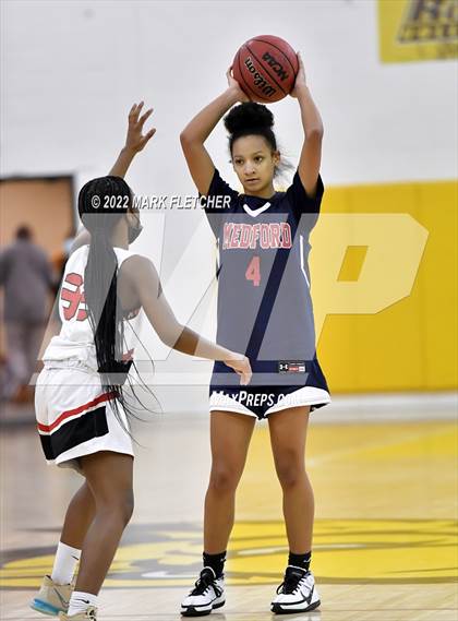 Thumbnail 2 in Medford Tech vs Kingsway (MLK Classic at Rowan University) photogallery.