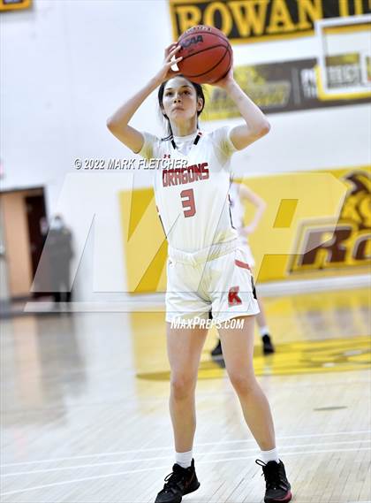 Thumbnail 3 in Medford Tech vs Kingsway (MLK Classic at Rowan University) photogallery.
