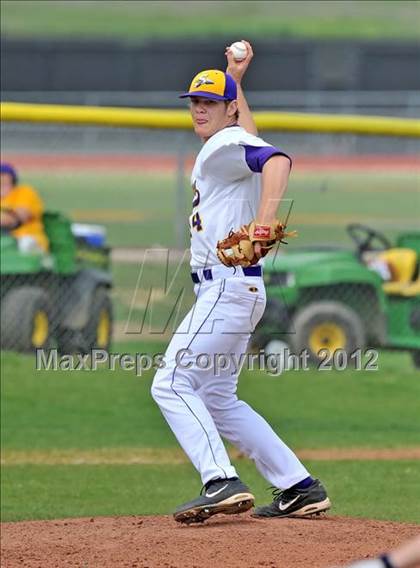 Thumbnail 1 in Prosper @ Sanger photogallery.