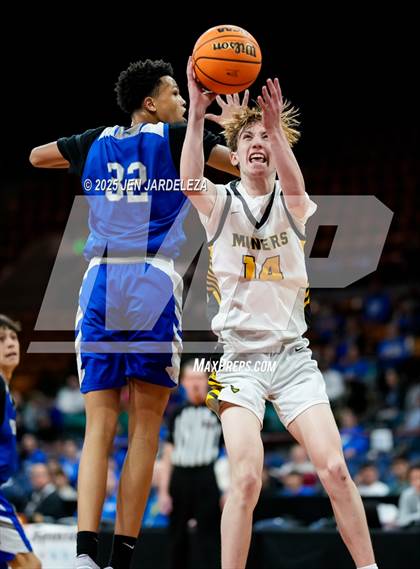 Thumbnail 2 in Fort Lupton @ Prospect Ridge Academy (CHSAA 4A Great 8) photogallery.