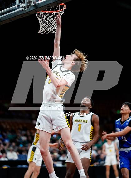 Thumbnail 2 in Fort Lupton @ Prospect Ridge Academy (CHSAA 4A Great 8) photogallery.