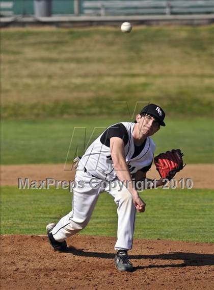 Thumbnail 2 in Flintridge Prep @ Rio Hondo Prep photogallery.