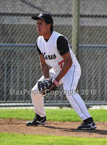 Thumbnail 2 in Flintridge Prep @ Rio Hondo Prep photogallery.