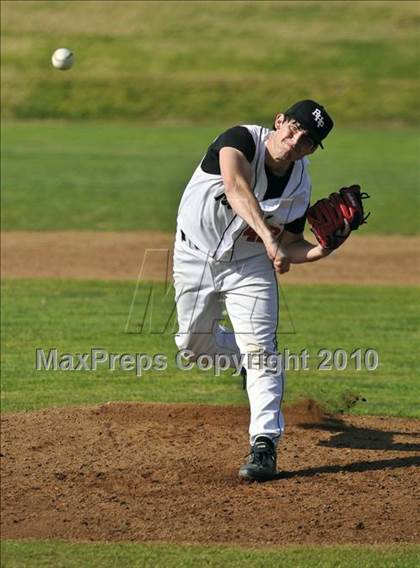 Thumbnail 2 in Flintridge Prep @ Rio Hondo Prep photogallery.