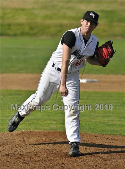 Thumbnail 1 in Flintridge Prep @ Rio Hondo Prep photogallery.