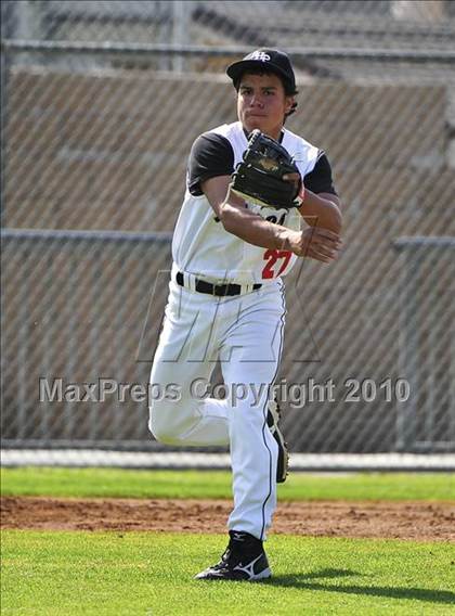 Thumbnail 3 in Flintridge Prep @ Rio Hondo Prep photogallery.