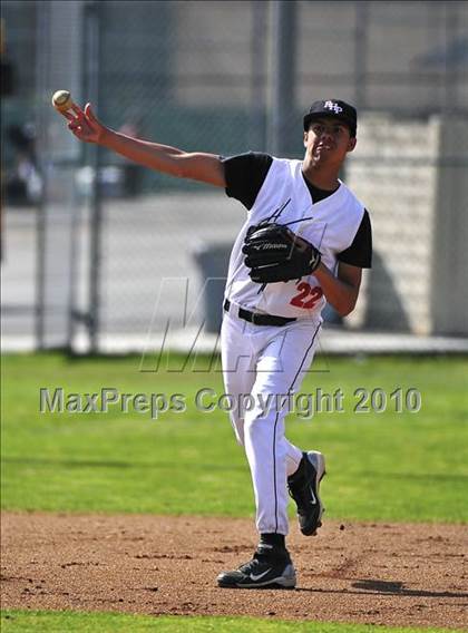 Thumbnail 1 in Flintridge Prep @ Rio Hondo Prep photogallery.