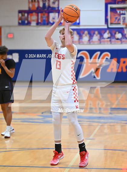 Thumbnail 3 in King's vs. Durango (Visit Mesa Basketball Challenge) photogallery.