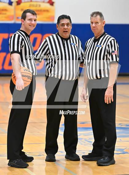 Thumbnail 2 in King's vs. Durango (Visit Mesa Basketball Challenge) photogallery.