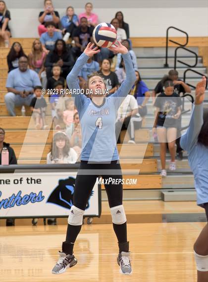 Thumbnail 2 in Paetow vs Tompkins photogallery.