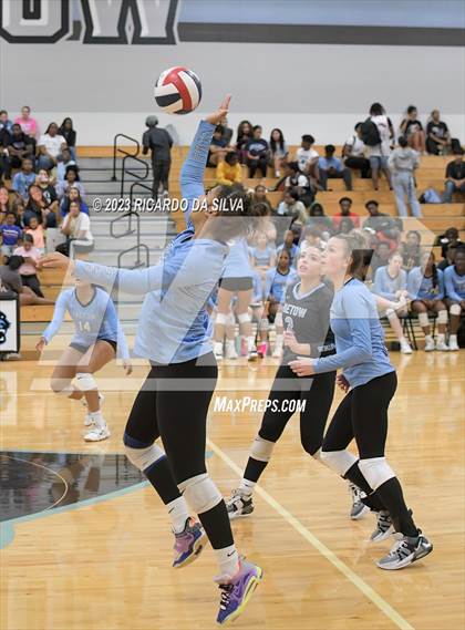 Thumbnail 1 in Paetow vs Tompkins photogallery.