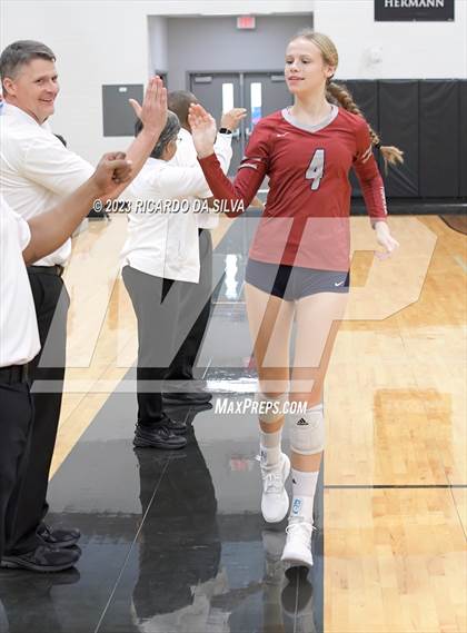 Thumbnail 3 in Paetow vs Tompkins photogallery.
