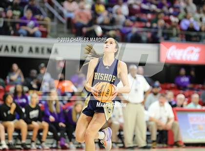 Thumbnail 2 in Chatham Charter vs. Bishop McGuinness (NCHSAA 1A Final) photogallery.