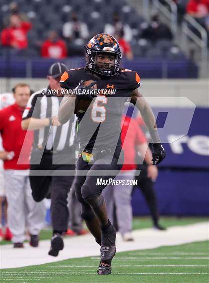 Thumbnail 2 in Aledo vs. Crosby (UIL 5A Division 2 Final) photogallery.